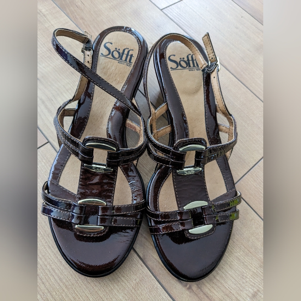 Sofft Brown Patent Leather Wedges Slingback Sandals Shoes Size 6.5 M Women